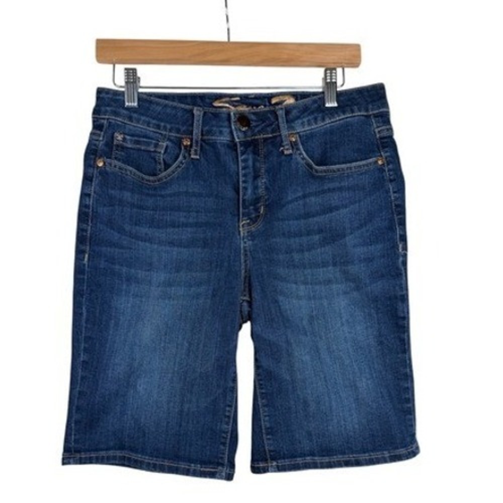 Seven7 Women's Weekend Bermuda Blue Denim‎ Shorts size 8